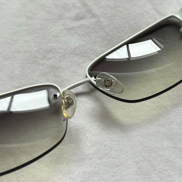 💋Y2K CHANEL RIMLESS SUNGLASSES💋 - Picture 8 of 11